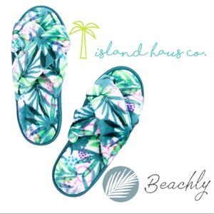 Island Time Slippers 
